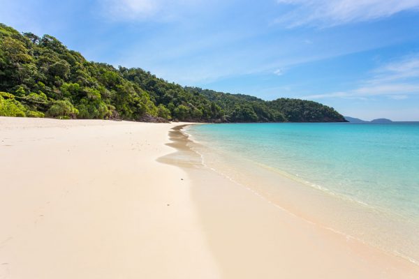 Strand in Myanmar - weniger los als in Thailand! 