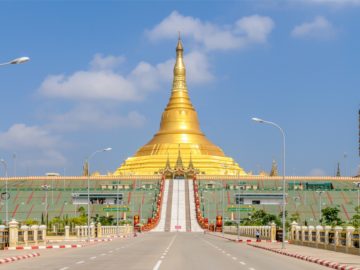 Die Uppatasanti Pagoda in der Hauptstadt Naypyidaw